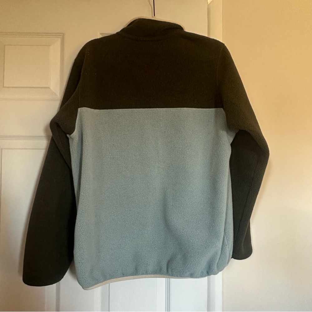 Patagonia Women’s Green, Blue, and Cream Synchilla Snap-T Fleece - Picture 4 of 6
